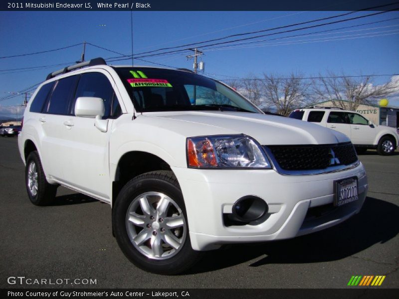 Front 3/4 View of 2011 Endeavor LS