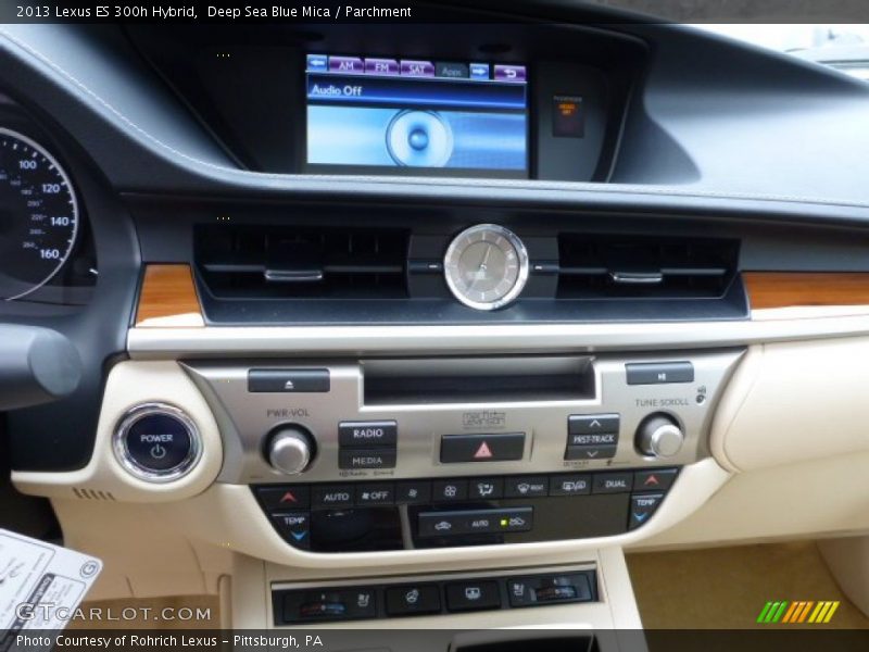 Deep Sea Blue Mica / Parchment 2013 Lexus ES 300h Hybrid