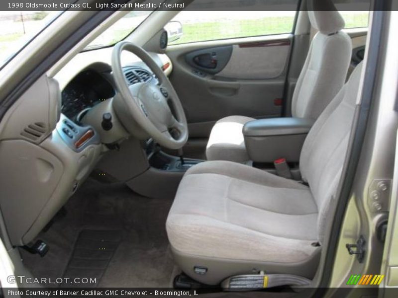 Light Sandrift Metallic / Neutral 1998 Oldsmobile Cutlass GL