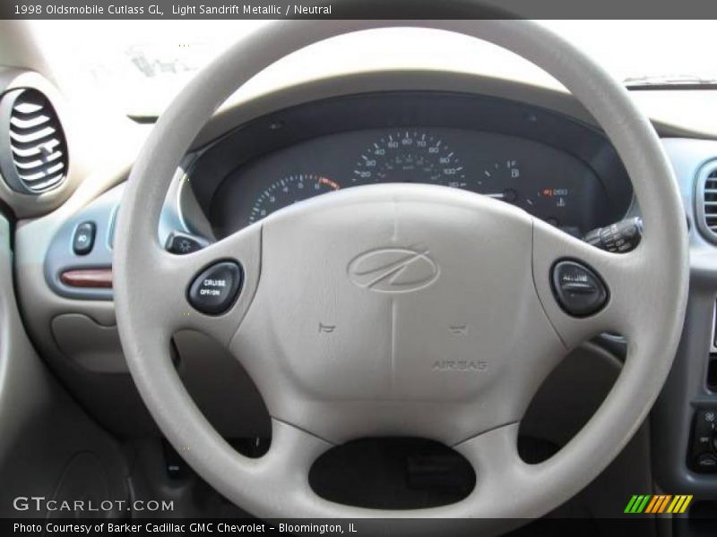 Light Sandrift Metallic / Neutral 1998 Oldsmobile Cutlass GL