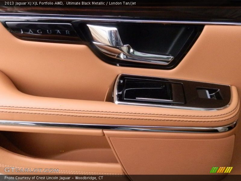 Door Panel of 2013 XJ XJL Portfolio AWD