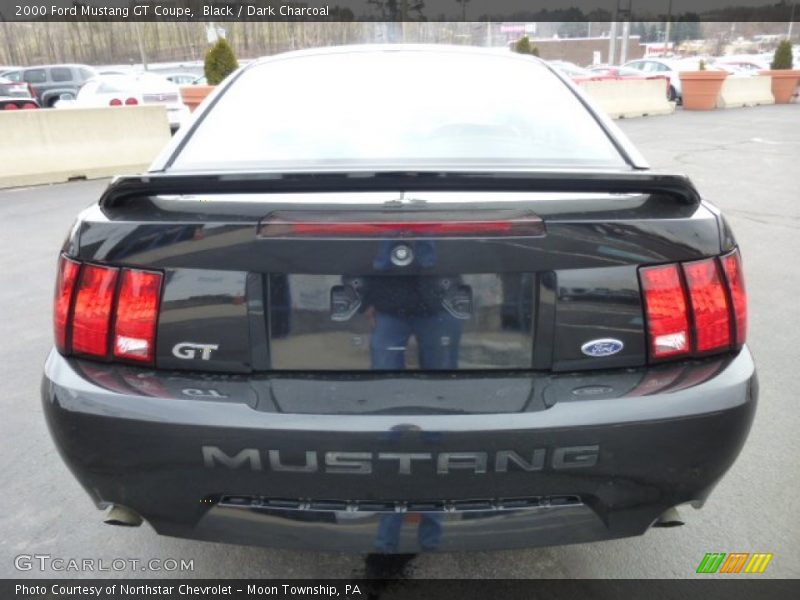 Black / Dark Charcoal 2000 Ford Mustang GT Coupe