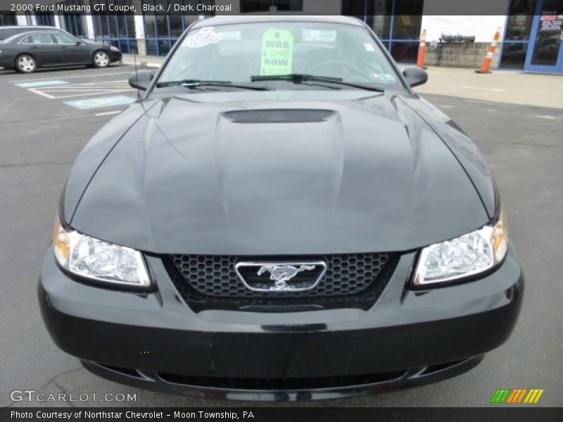 Black / Dark Charcoal 2000 Ford Mustang GT Coupe