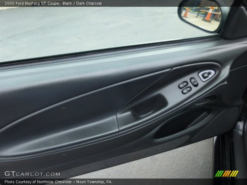 Black / Dark Charcoal 2000 Ford Mustang GT Coupe