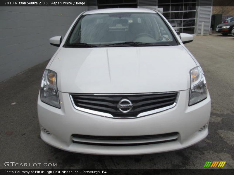 Aspen White / Beige 2010 Nissan Sentra 2.0 S