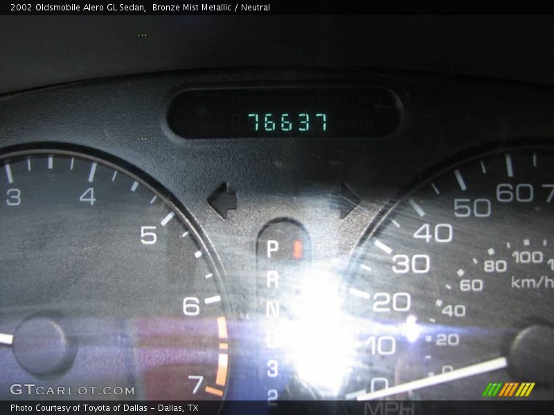 Bronze Mist Metallic / Neutral 2002 Oldsmobile Alero GL Sedan