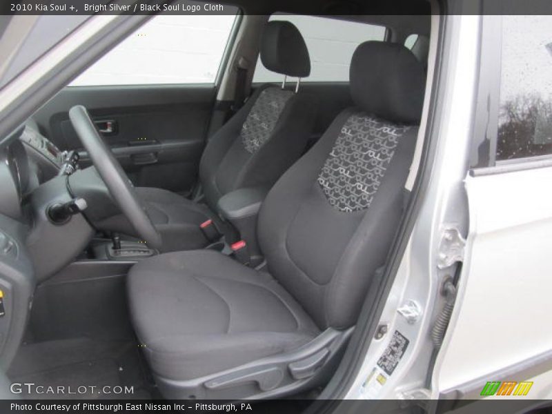 Bright Silver / Black Soul Logo Cloth 2010 Kia Soul +