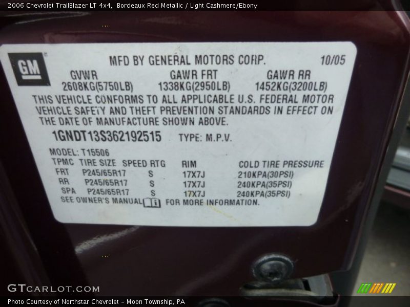 Bordeaux Red Metallic / Light Cashmere/Ebony 2006 Chevrolet TrailBlazer LT 4x4
