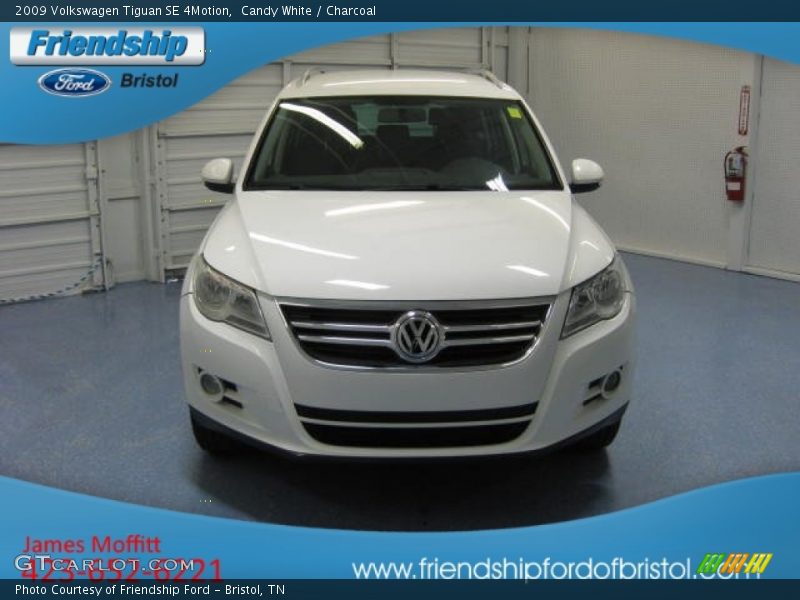 Candy White / Charcoal 2009 Volkswagen Tiguan SE 4Motion