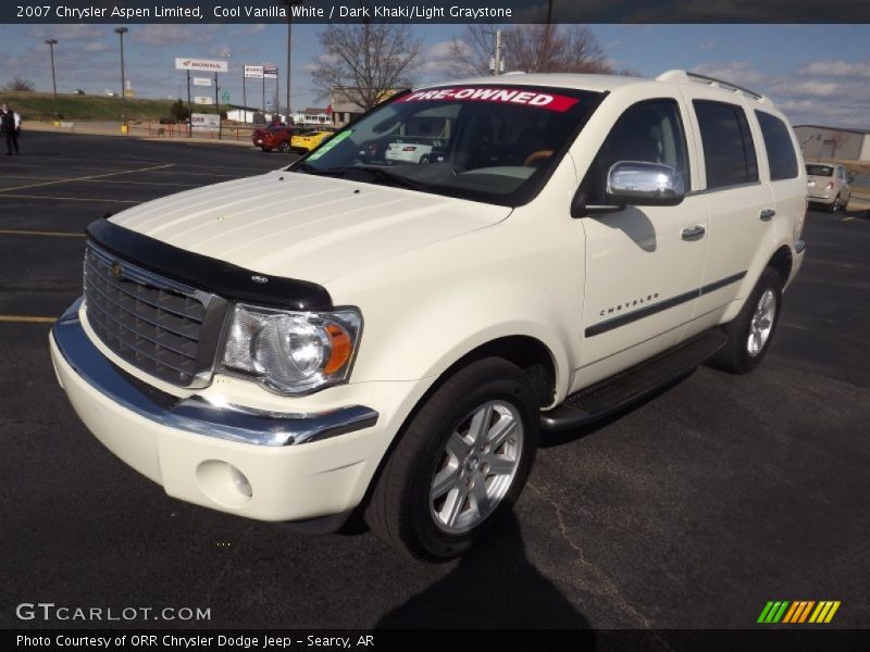 Cool Vanilla White / Dark Khaki/Light Graystone 2007 Chrysler Aspen Limited