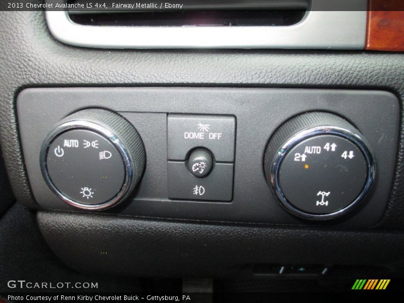 Fairway Metallic / Ebony 2013 Chevrolet Avalanche LS 4x4