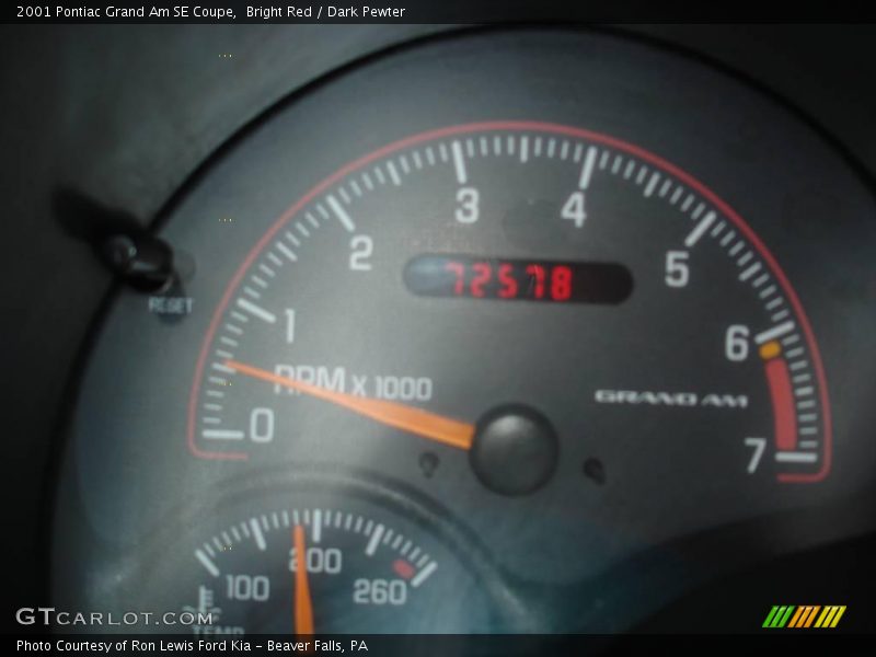 Bright Red / Dark Pewter 2001 Pontiac Grand Am SE Coupe