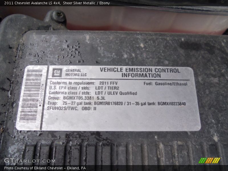 Sheer Silver Metallic / Ebony 2011 Chevrolet Avalanche LS 4x4
