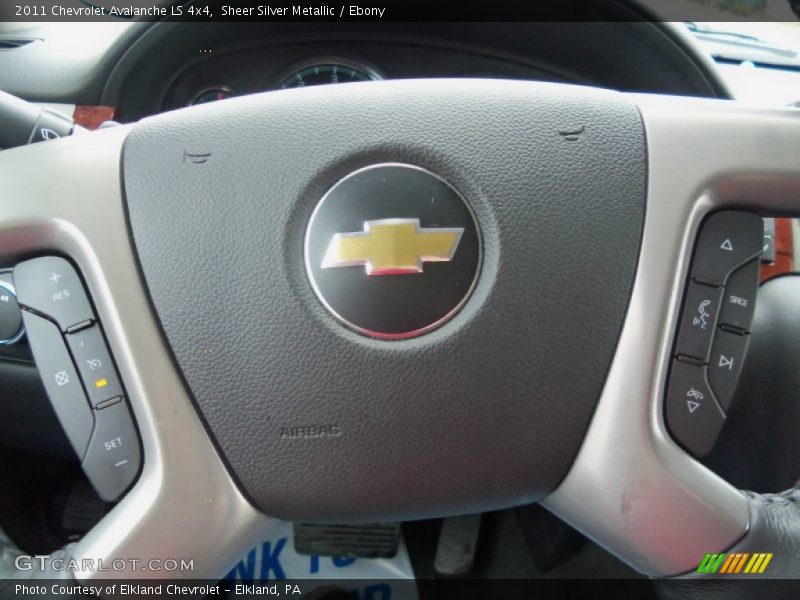 Sheer Silver Metallic / Ebony 2011 Chevrolet Avalanche LS 4x4