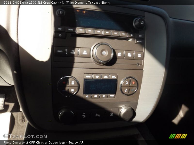 White Diamond Tricoat / Ebony 2011 GMC Sierra 1500 SLE Crew Cab 4x4