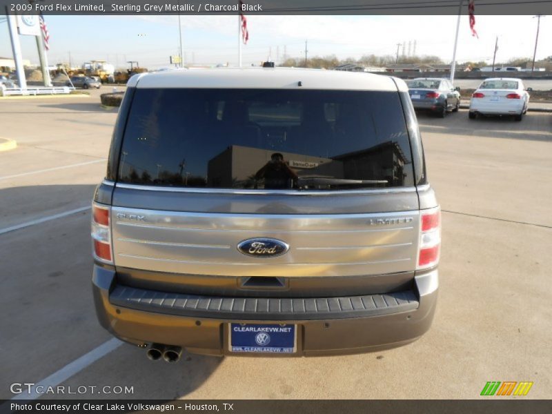Sterling Grey Metallic / Charcoal Black 2009 Ford Flex Limited