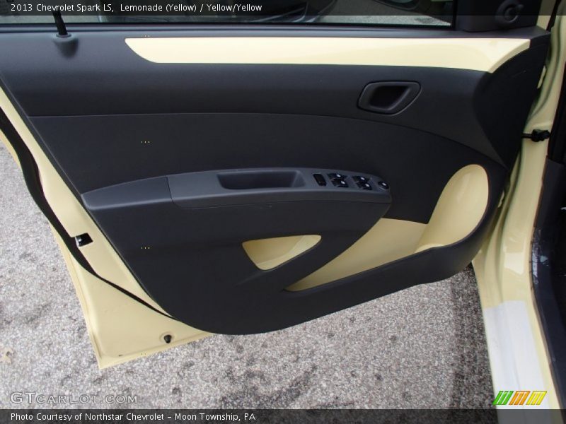 Lemonade (Yellow) / Yellow/Yellow 2013 Chevrolet Spark LS