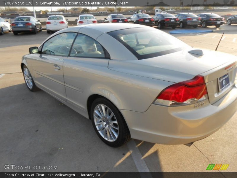 Zanzibar Gold Metallic / Calcite Cream 2007 Volvo C70 T5 Convertible