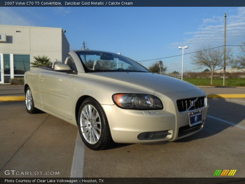 Zanzibar Gold Metallic / Calcite Cream 2007 Volvo C70 T5 Convertible