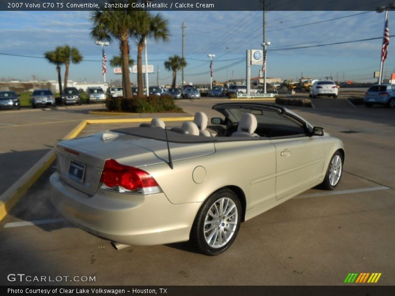 Zanzibar Gold Metallic / Calcite Cream 2007 Volvo C70 T5 Convertible