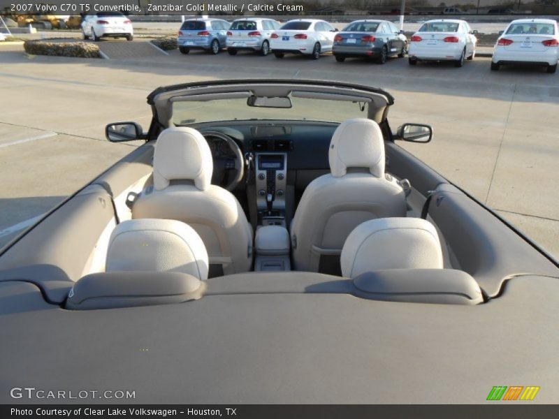 Zanzibar Gold Metallic / Calcite Cream 2007 Volvo C70 T5 Convertible