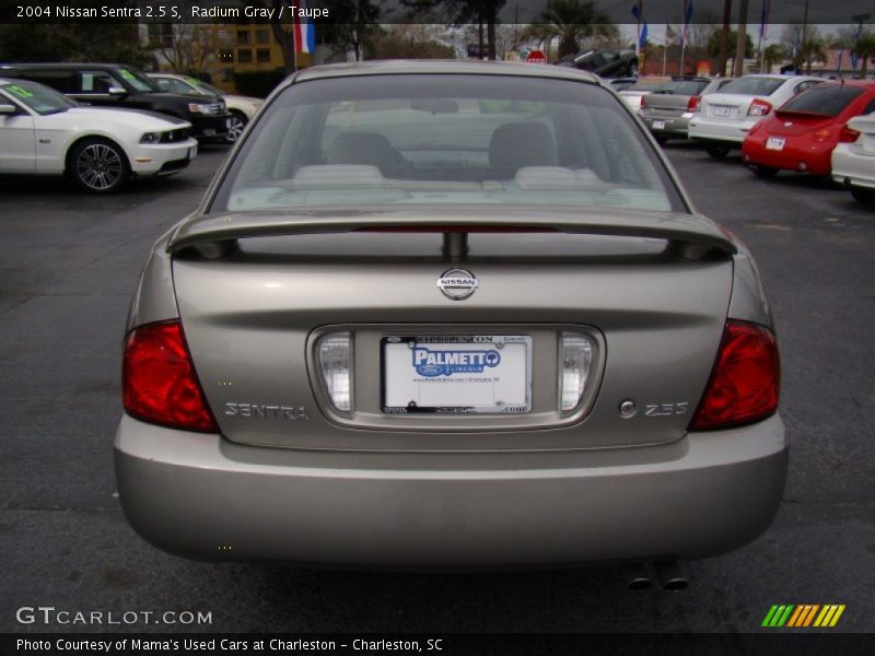 Radium Gray / Taupe 2004 Nissan Sentra 2.5 S