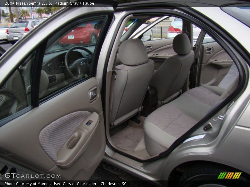Radium Gray / Taupe 2004 Nissan Sentra 2.5 S