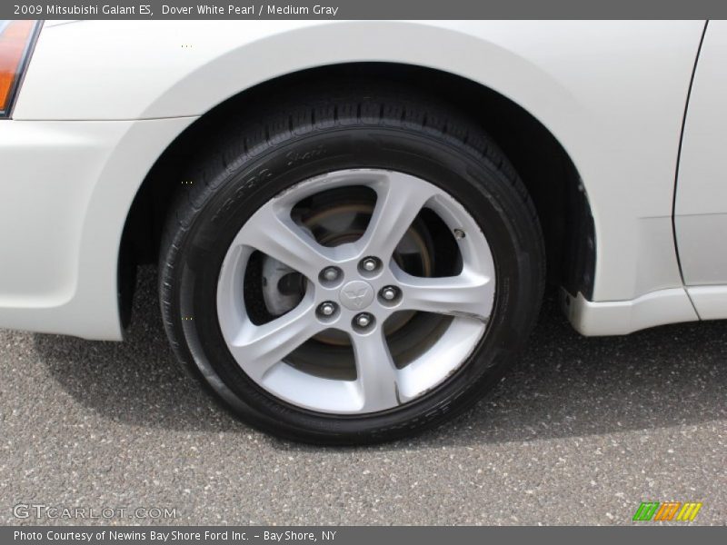 Dover White Pearl / Medium Gray 2009 Mitsubishi Galant ES