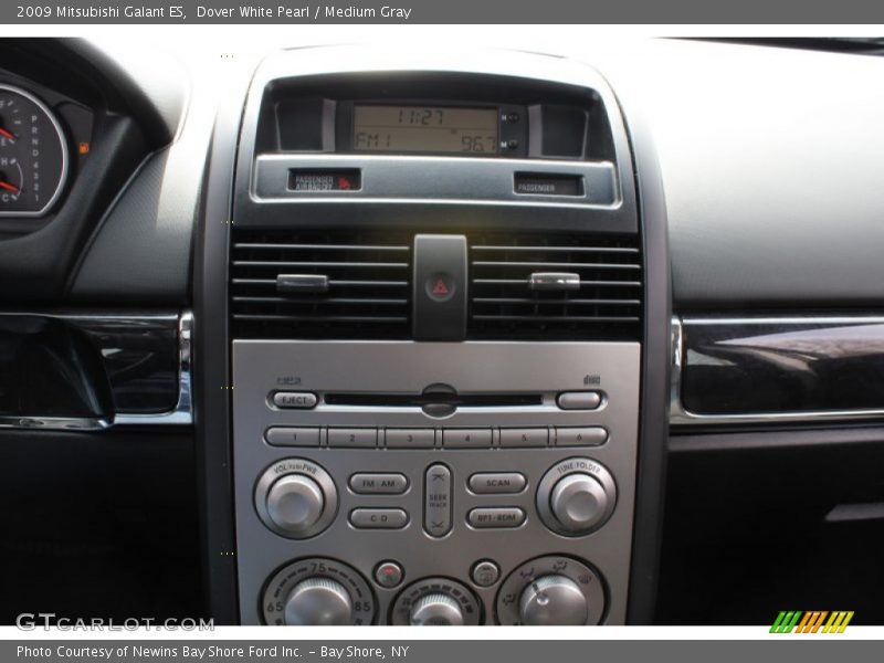 Dover White Pearl / Medium Gray 2009 Mitsubishi Galant ES
