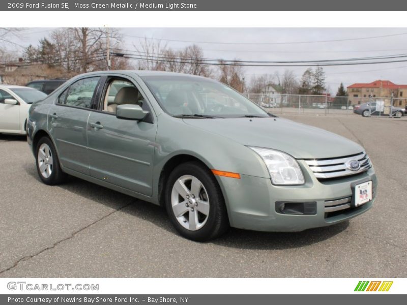 Moss Green Metallic / Medium Light Stone 2009 Ford Fusion SE