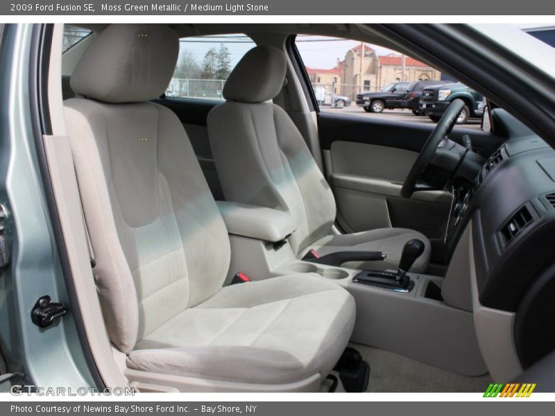 Moss Green Metallic / Medium Light Stone 2009 Ford Fusion SE