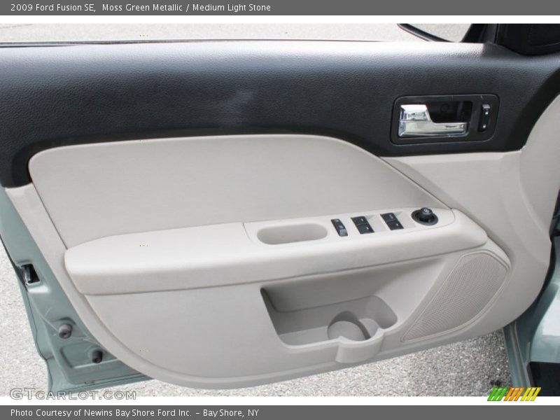 Moss Green Metallic / Medium Light Stone 2009 Ford Fusion SE
