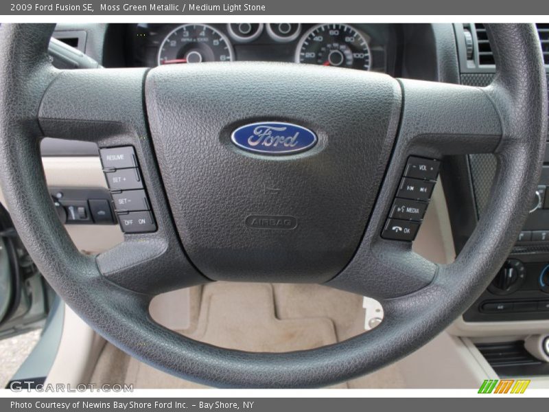 Moss Green Metallic / Medium Light Stone 2009 Ford Fusion SE