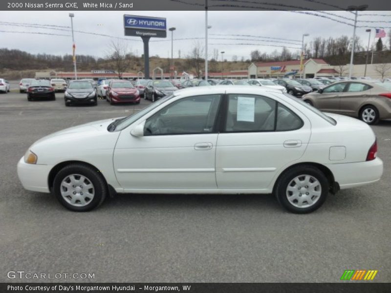 White Mica / Sand 2000 Nissan Sentra GXE
