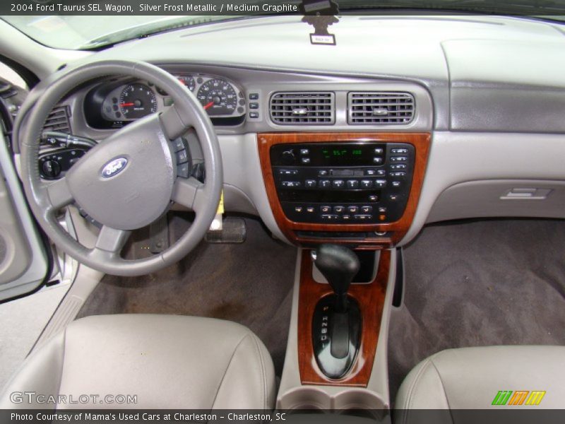 Dashboard of 2004 Taurus SEL Wagon