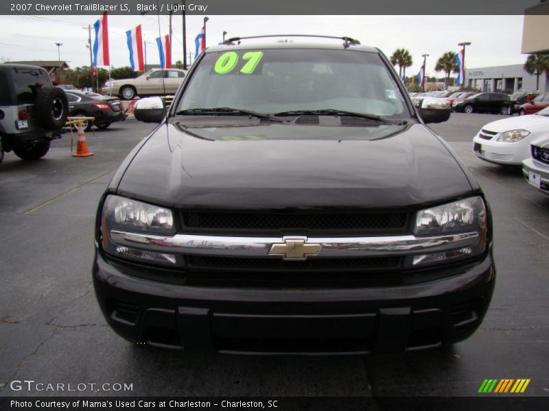 Black / Light Gray 2007 Chevrolet TrailBlazer LS