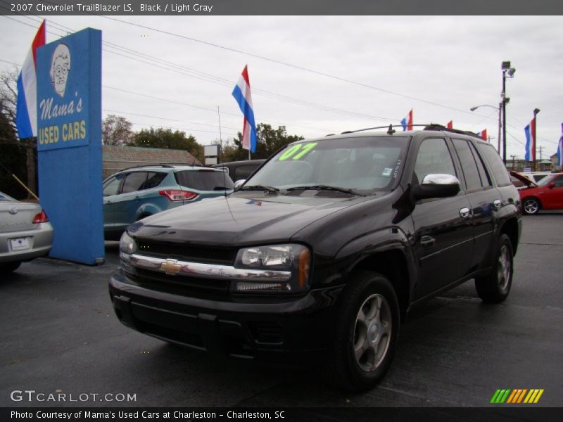 Black / Light Gray 2007 Chevrolet TrailBlazer LS