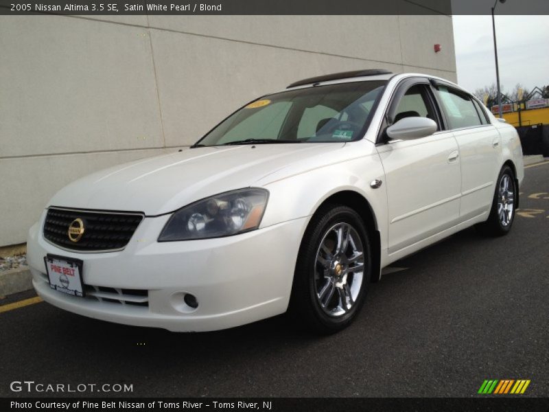 Satin White Pearl / Blond 2005 Nissan Altima 3.5 SE