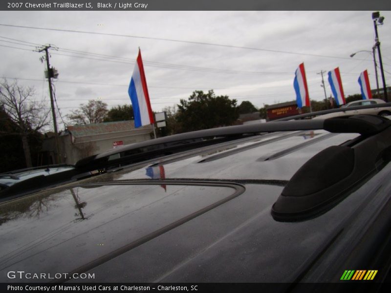 Black / Light Gray 2007 Chevrolet TrailBlazer LS