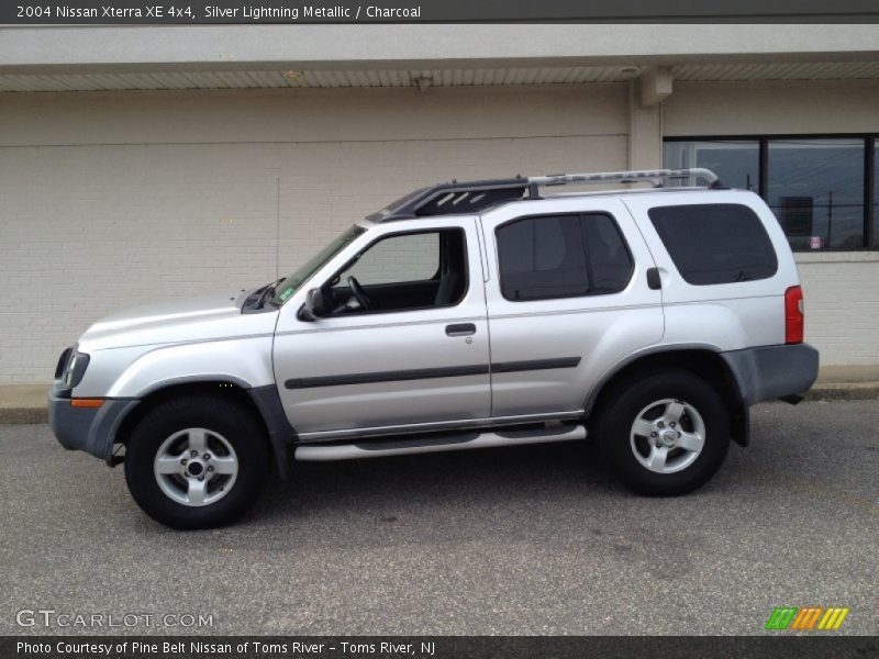 Silver Lightning Metallic / Charcoal 2004 Nissan Xterra XE 4x4