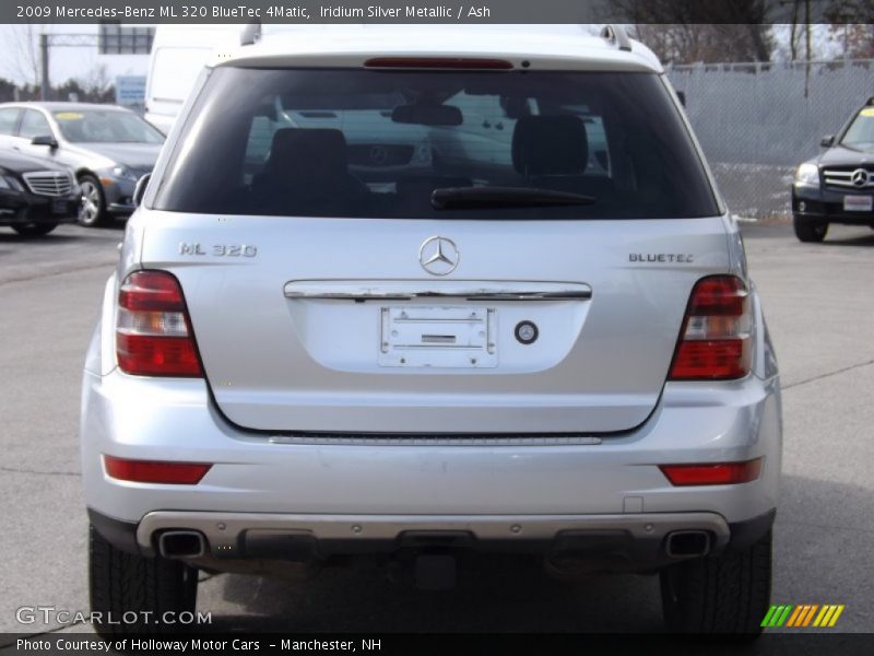 Iridium Silver Metallic / Ash 2009 Mercedes-Benz ML 320 BlueTec 4Matic