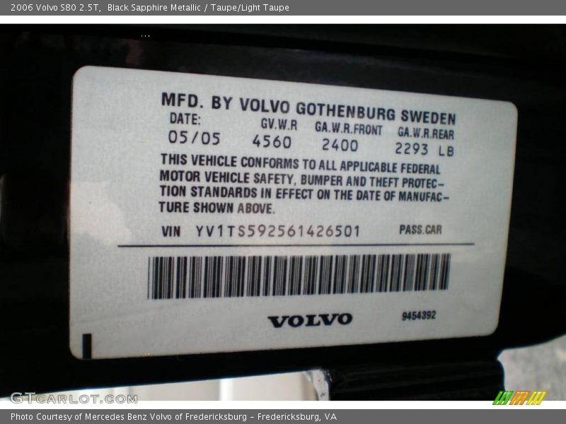 Black Sapphire Metallic / Taupe/Light Taupe 2006 Volvo S80 2.5T