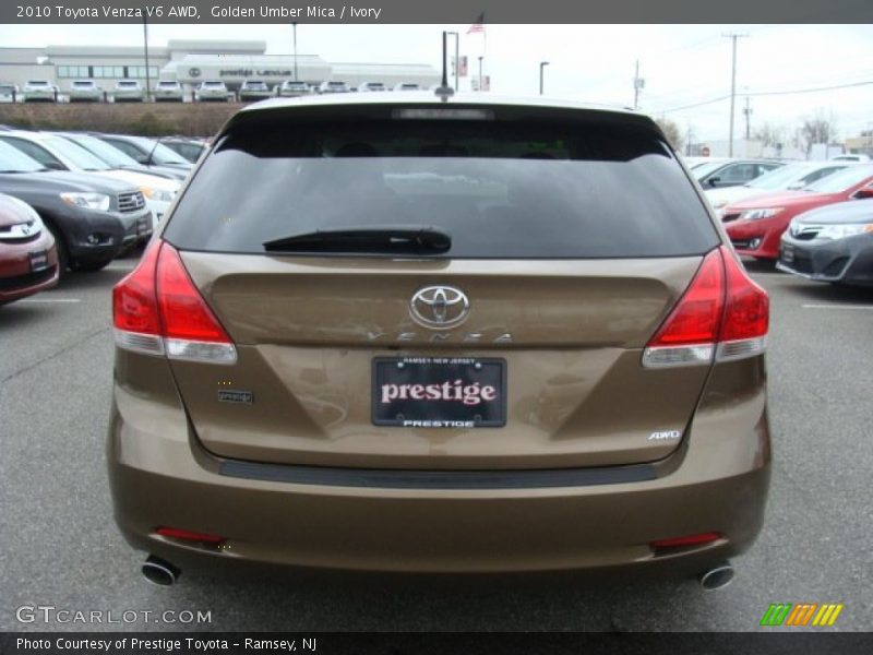 Golden Umber Mica / Ivory 2010 Toyota Venza V6 AWD