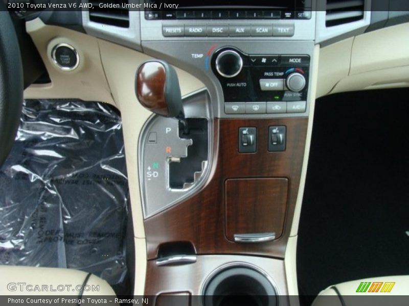 Golden Umber Mica / Ivory 2010 Toyota Venza V6 AWD