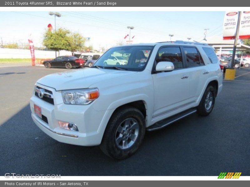 Blizzard White Pearl / Sand Beige 2011 Toyota 4Runner SR5