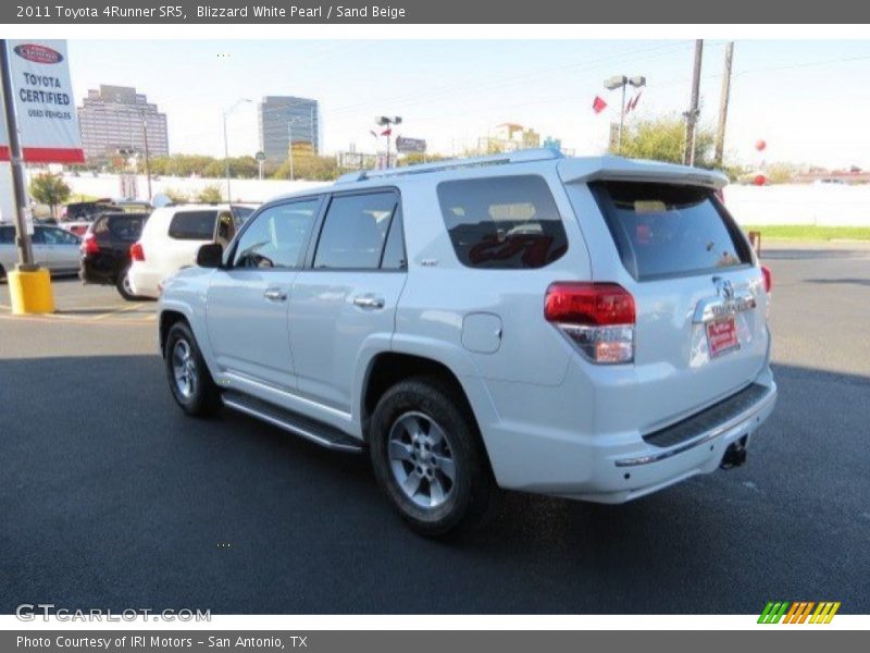Blizzard White Pearl / Sand Beige 2011 Toyota 4Runner SR5