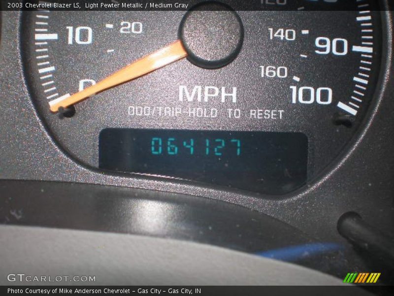 Light Pewter Metallic / Medium Gray 2003 Chevrolet Blazer LS