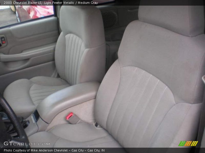 Light Pewter Metallic / Medium Gray 2003 Chevrolet Blazer LS