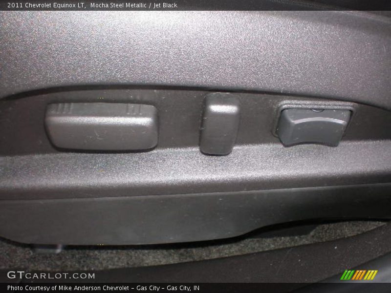Mocha Steel Metallic / Jet Black 2011 Chevrolet Equinox LT