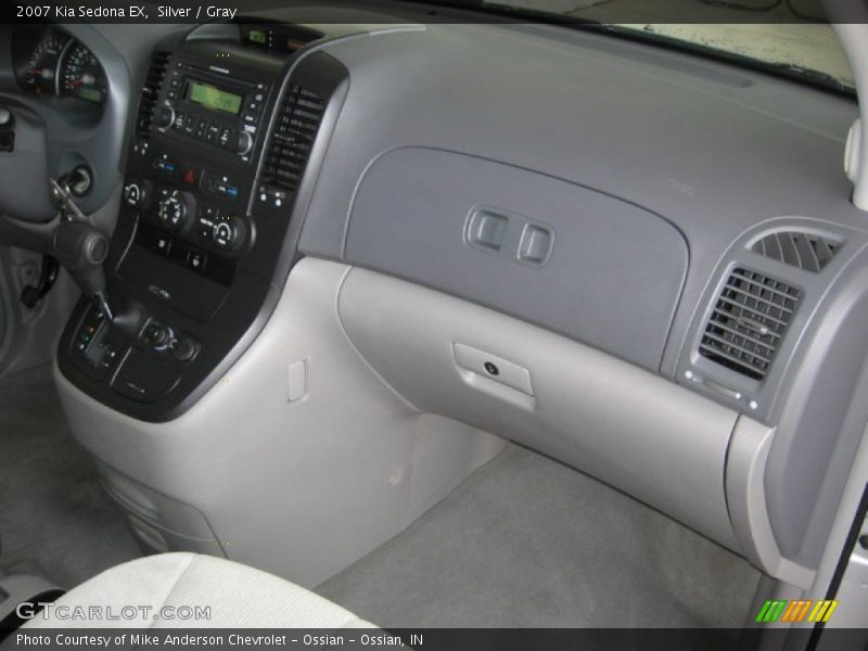 Silver / Gray 2007 Kia Sedona EX